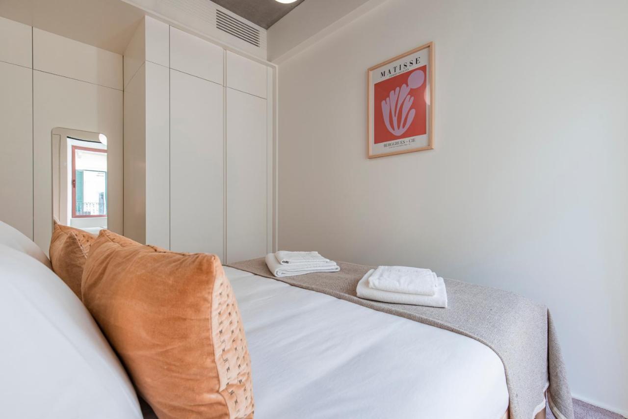 Deluxe 2Bdr Apartment W/ Patio By Lovelystay Lisboa Kültér fotó