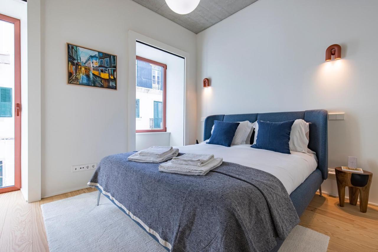 Deluxe 2Bdr Apartment W/ Patio By Lovelystay Lisboa Kültér fotó
