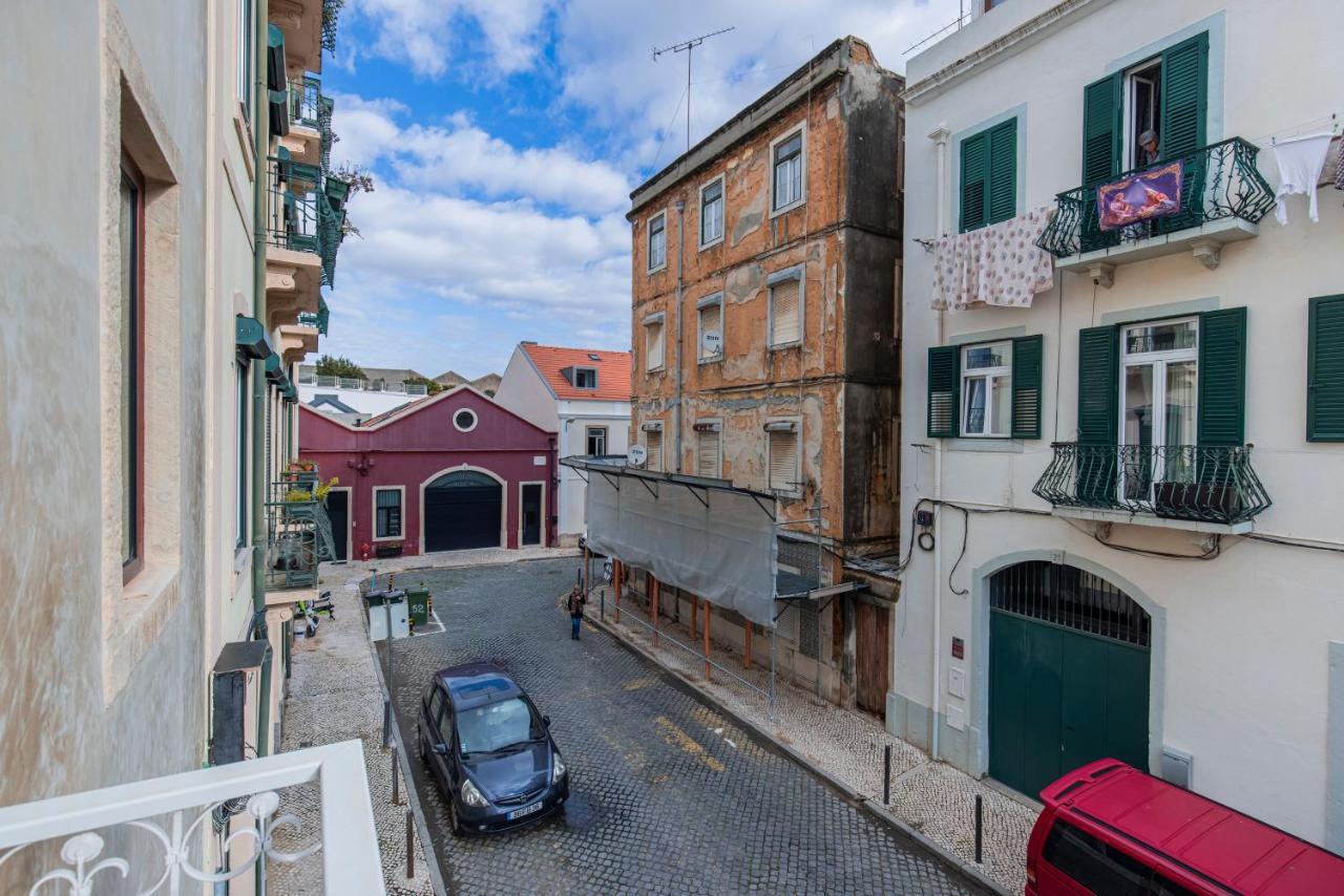 Deluxe 2Bdr Apartment W/ Patio By Lovelystay Lisboa Kültér fotó