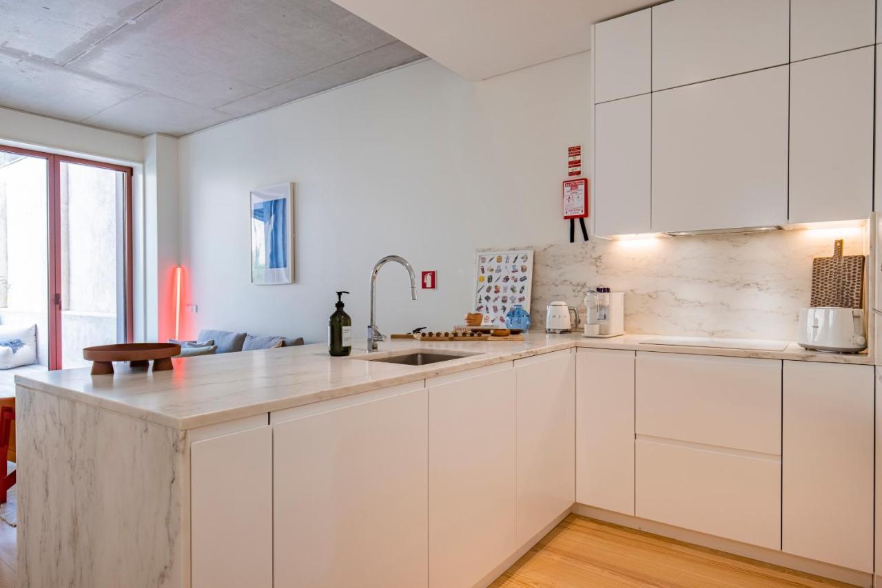 Deluxe 2Bdr Apartment W/ Patio By Lovelystay Lisboa Kültér fotó